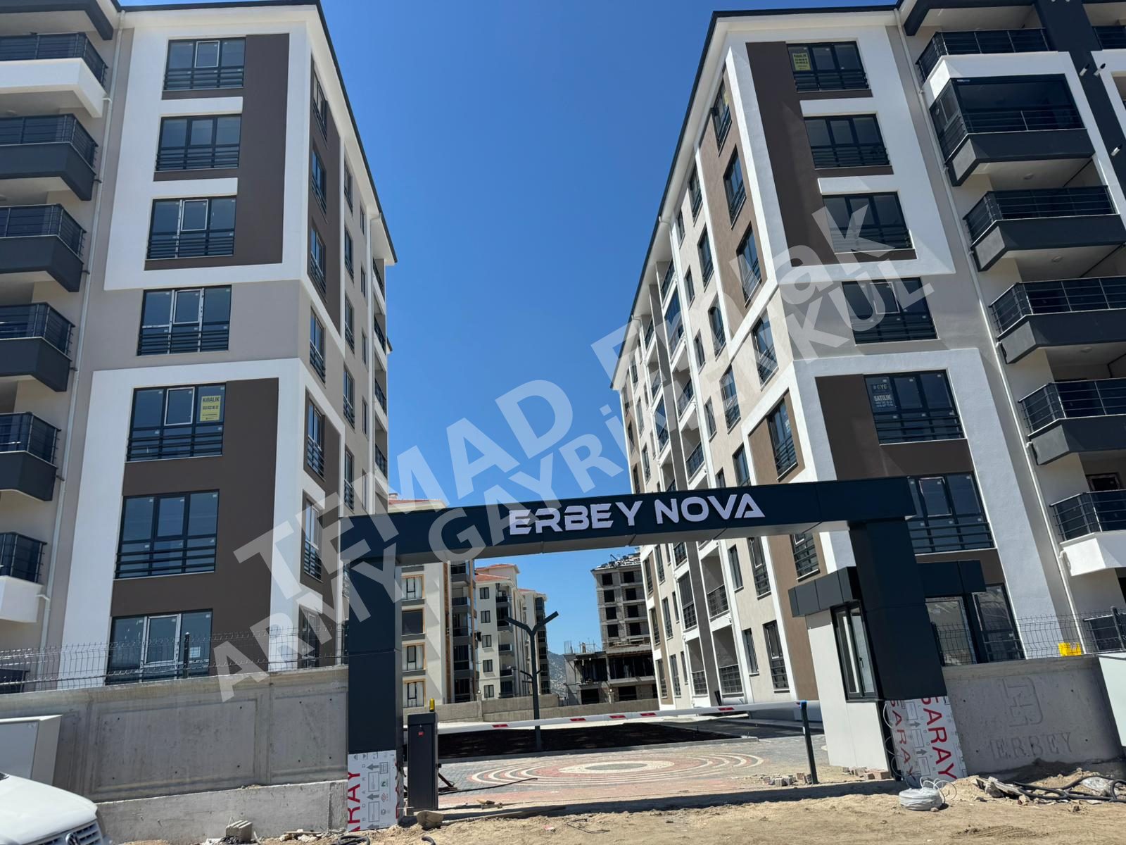 ISPARTA MERKEZ FATİH MAHALLESİ DEREGÜMÜ MEVKİSİNDE SATILIK SIFIR DAİRE
